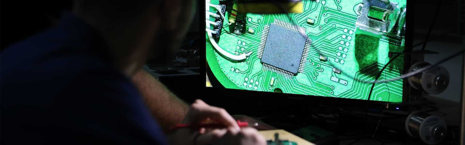 We stand by SMEs in their R&D activities at all stages, from idea to prototype, prototype to test.